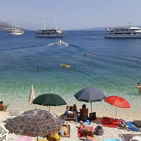 Apartment Spacious W Pool And Sea View 2 Min To