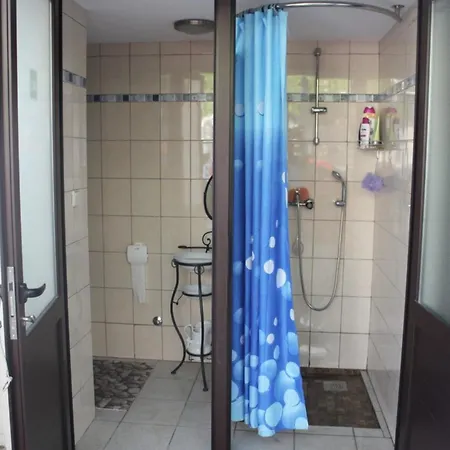 A6 - Spacious W Pool Terrace And Sea View * Dugi Rat