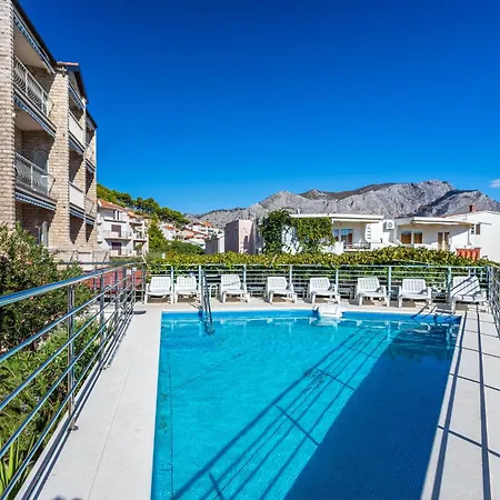 A6 - Spacious W Pool Terrace And Sea View