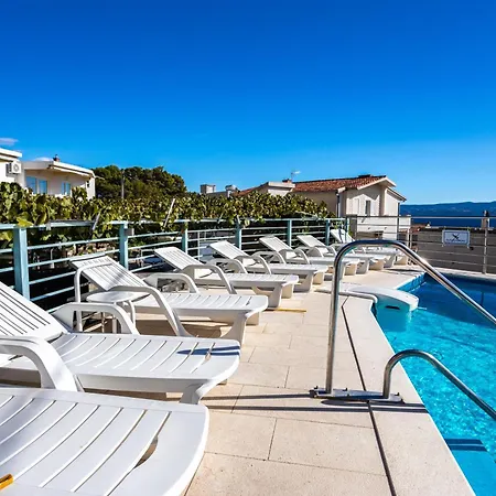 A6 - Spacious W Pool Terrace And Sea View * Dugi Rat